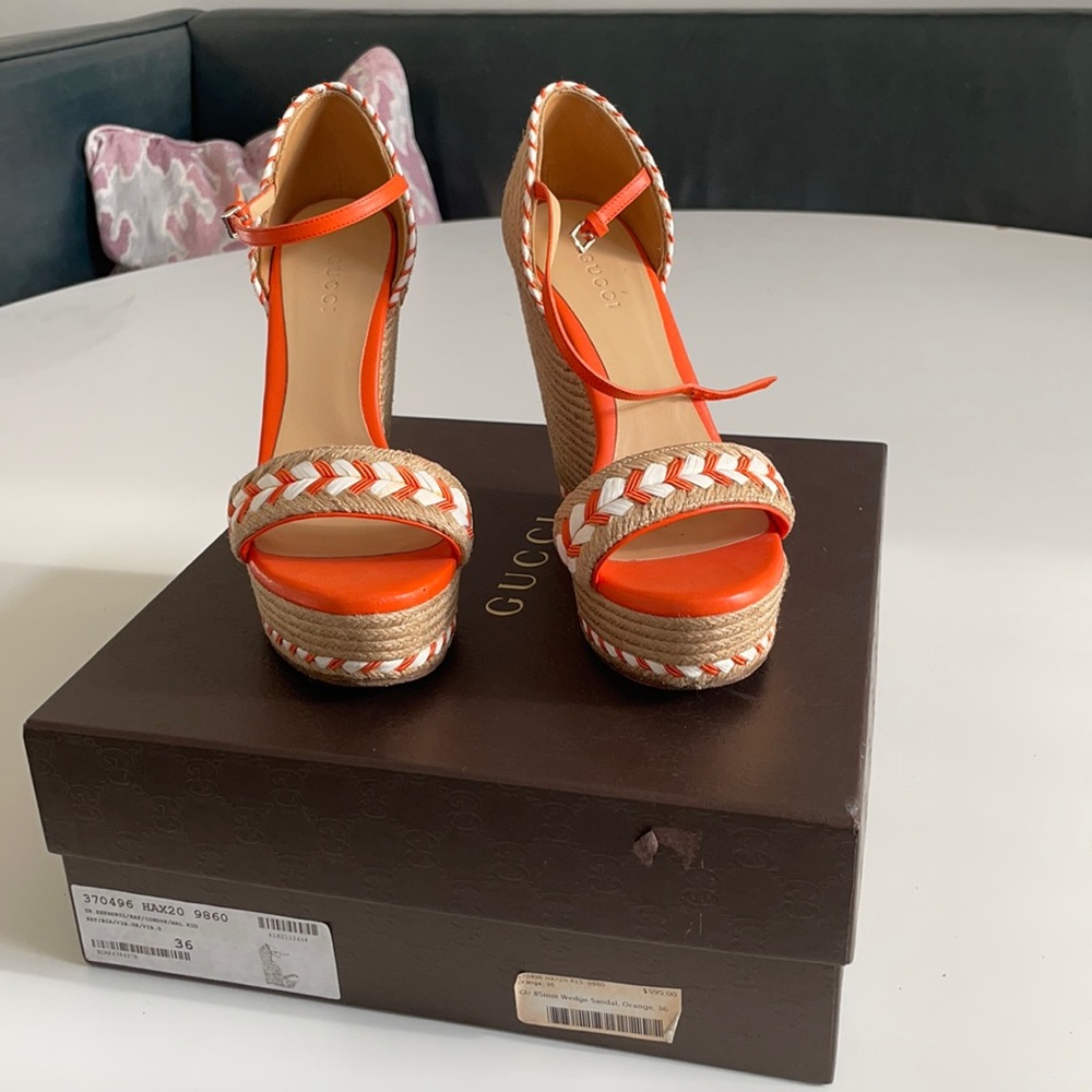 Gucci wedges size 36